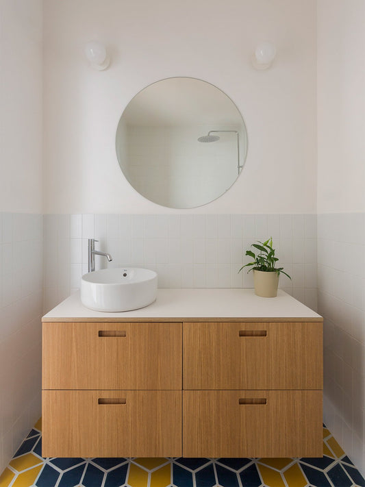 Un práctico baño multifuncional