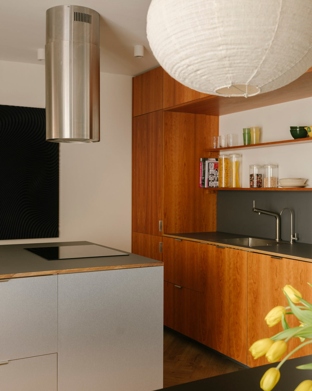 Cómo elegir la encimera de tu cocina: guía por materiales, uso y mantenimiento