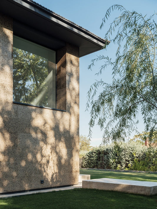 El encanto del corcho en una casa familiar