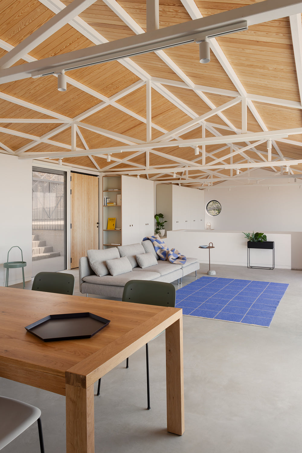 The Grasshome: A manifesto of openness and calm – CUBRO