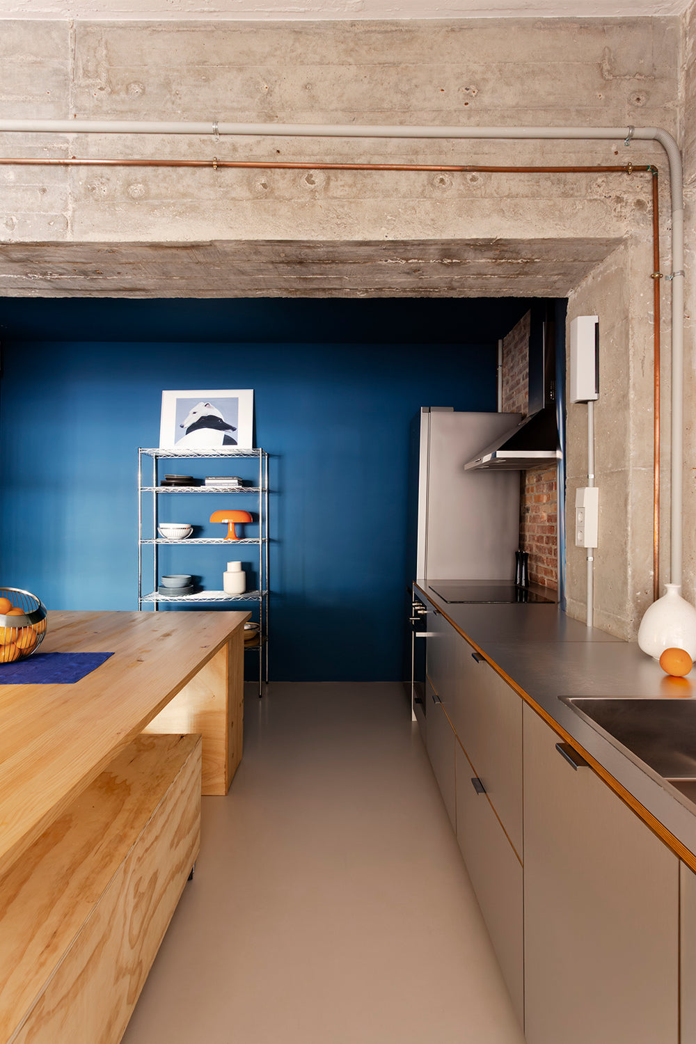 Compositions with character in an Eixample apartment – CUBRO