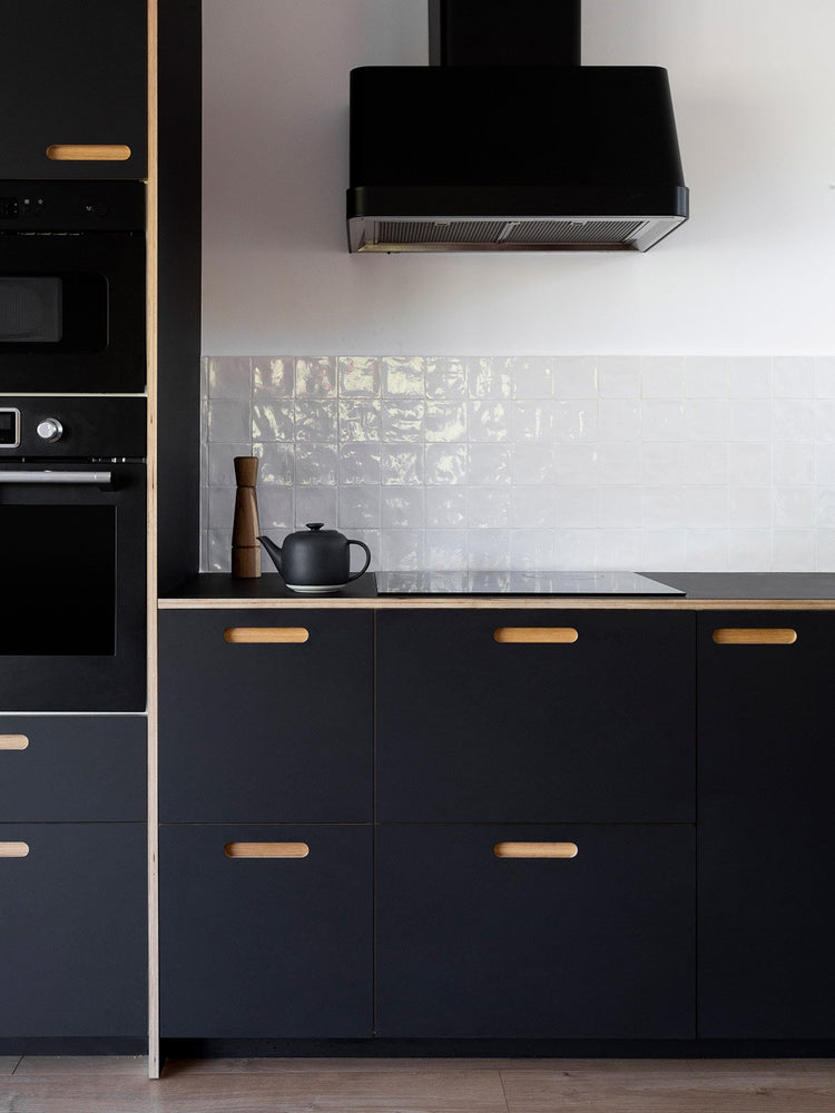 Cocina en negro, un contraste audaz y elegante – CUBRO